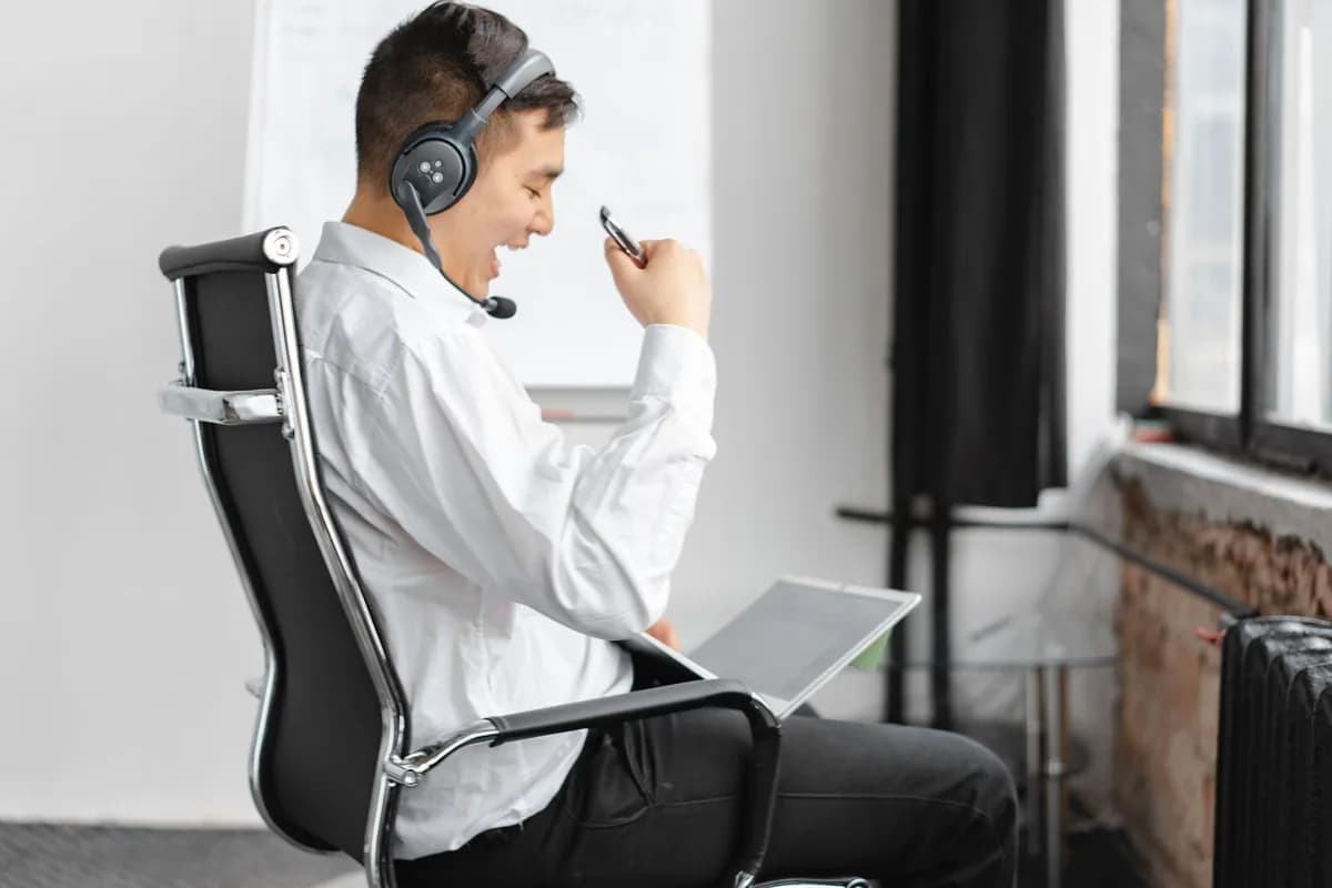 Four AI mock interview tools compared